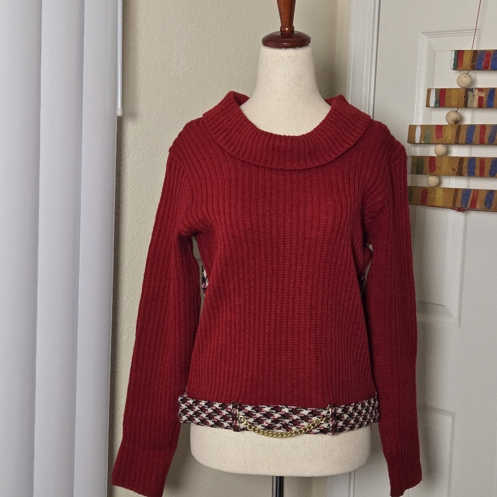 Vintage 60s/70s Country Set Wool Sweater with Houndstooth Patterned Hem and Back